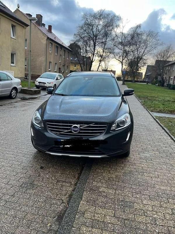 Gebraucht Volvo XC60 Summum 220 PS (161 kW) 2017 SUV