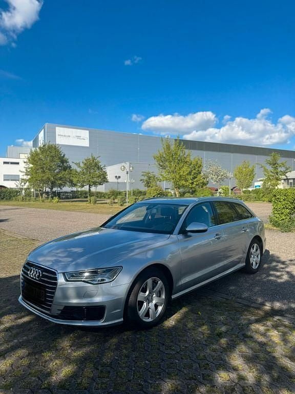 Gebraucht Audi A6 Ambiente 218 PS (160 kW) 2015 Silber Kombi