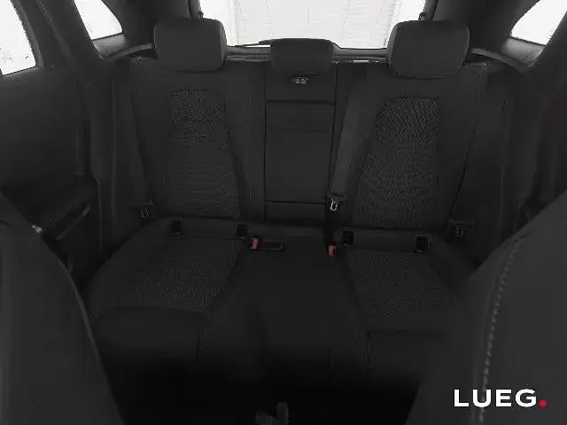 Używany Mercedes EQA250 Progressive 139 kW (190 KM) 2025 Czarny SUV