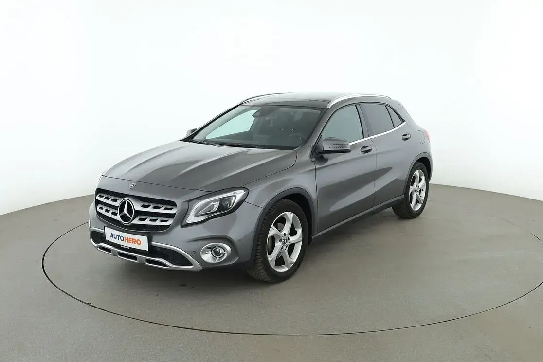 Gebraucht Mercedes GLA180 Urban 122 PS (89 kW) 2019 SUV