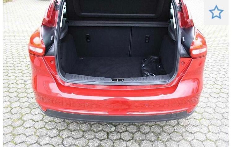 Usata Ford Focus 101 CV (74 kW) 2015 Rosso Utilitaria