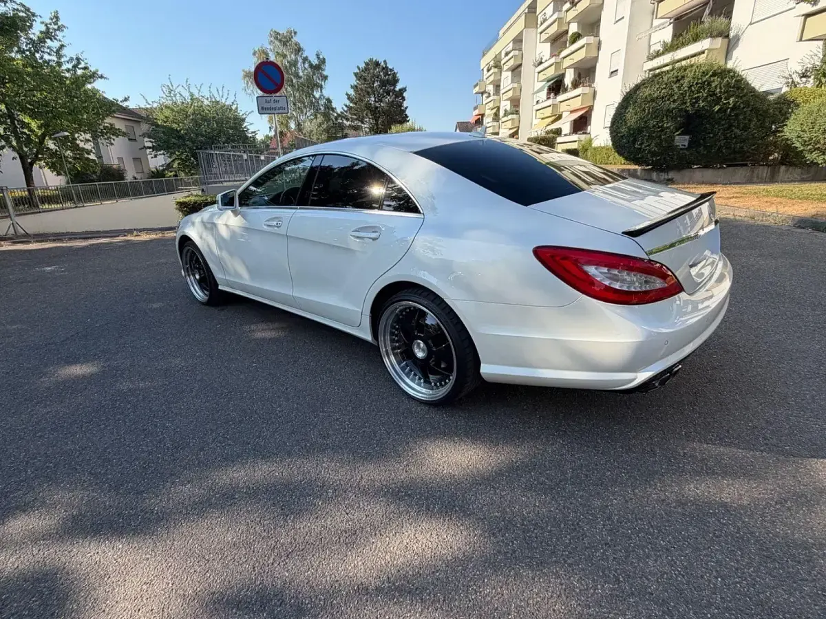 Gebraucht Mercedes CLS350 AMG 306 PS (225 kW) 2011 Weiß Coupé