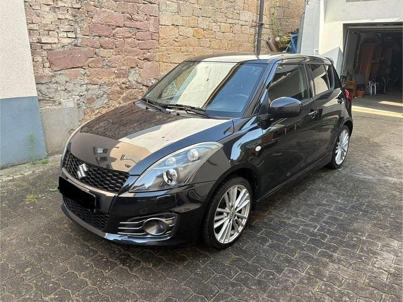 Schwarz Gebraucht 2015 Suzuki Swift Sport Limousine | 9.990 € (Fairer Preis) - Bild 1/4