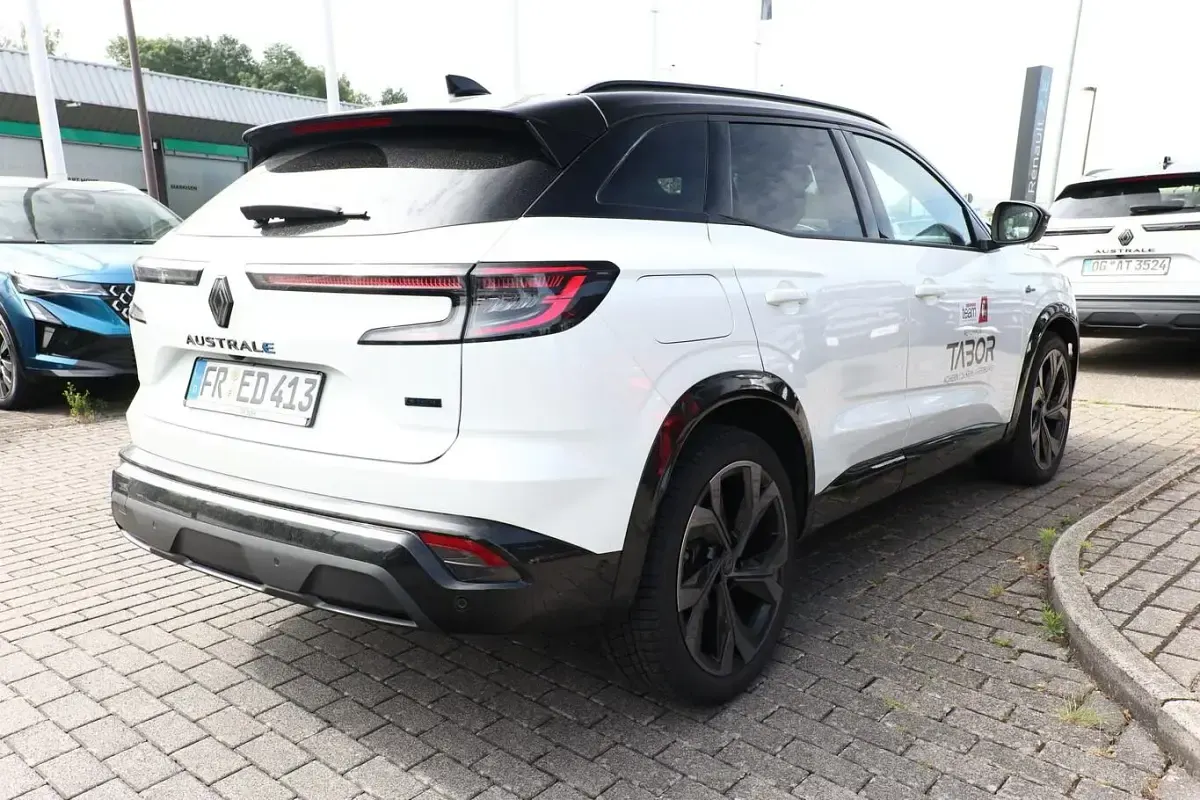 Gebraucht Renault Austral Esprit Alpine 200 PS (147 kW) 2024 Perlmuttweiß metallic + dach bl SUV