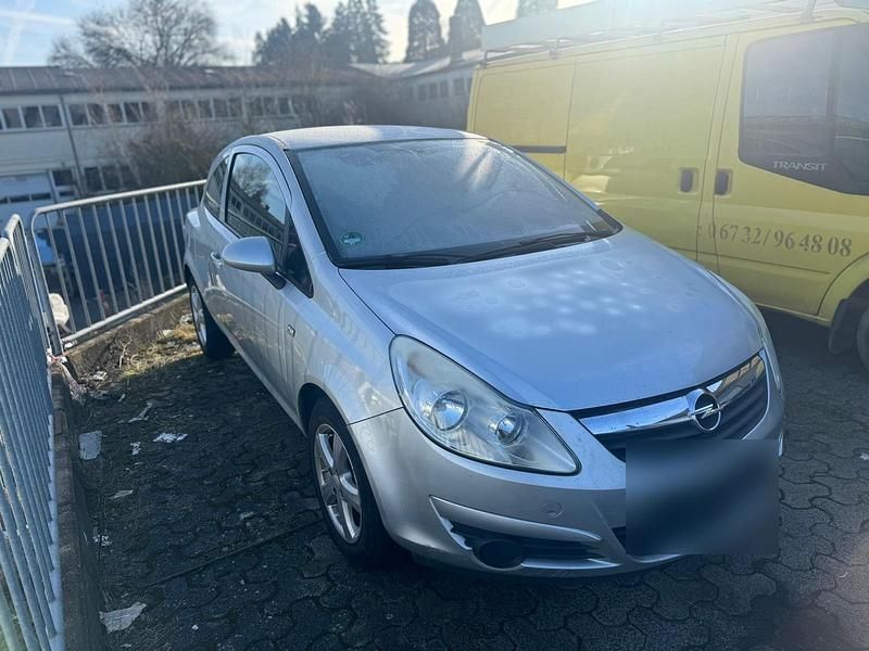 Gebraucht Opel Corsa 80 PS (58 kW) 2010 Silber Kleinwagen