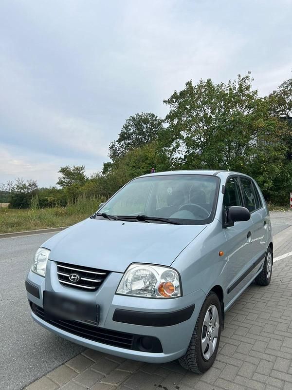 Blau Gebraucht 2005 Hyundai Atos Kleinwagen | 1.499 € (Fairer Preis) - Bild 1/4