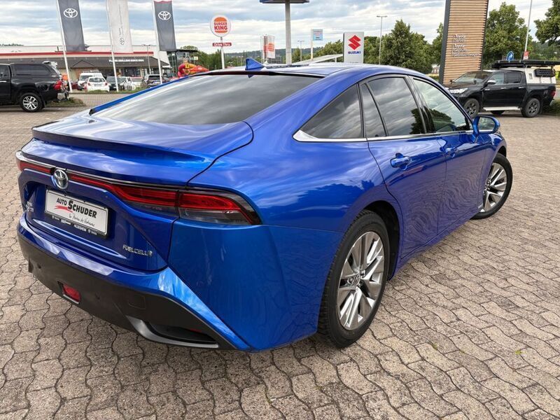 Gebraucht Toyota Mirai Executive 182 PS (133 kW) 2021 Blau Limousine