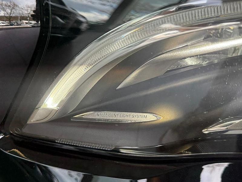 Gebraucht Mercedes GLA250 Urban 211 PS (155 kW) 2014 Schwarz SUV