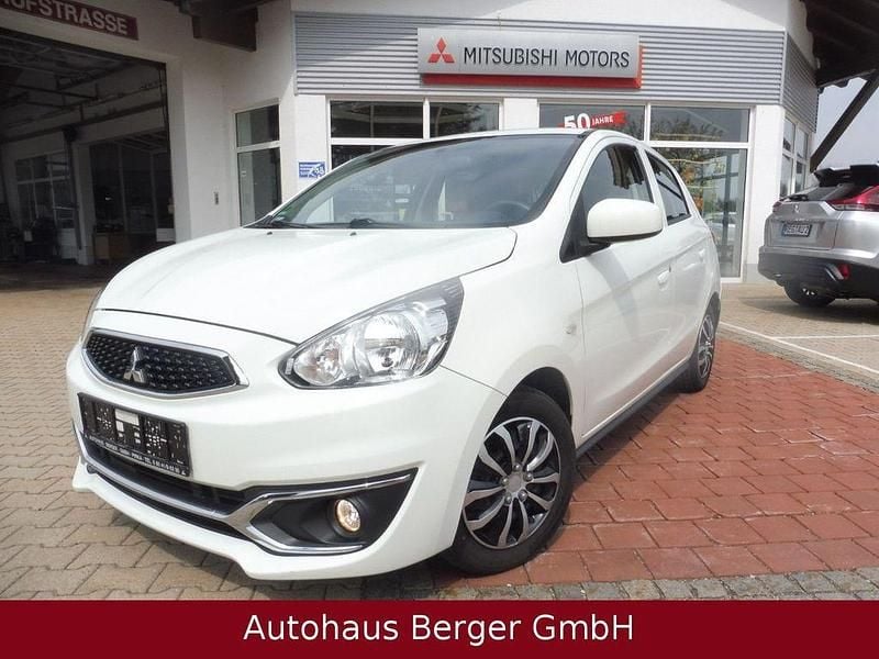 Gebraucht Mitsubishi Space Star Basis 71 PS (52 kW) 2018 Weiß Kleinwagen