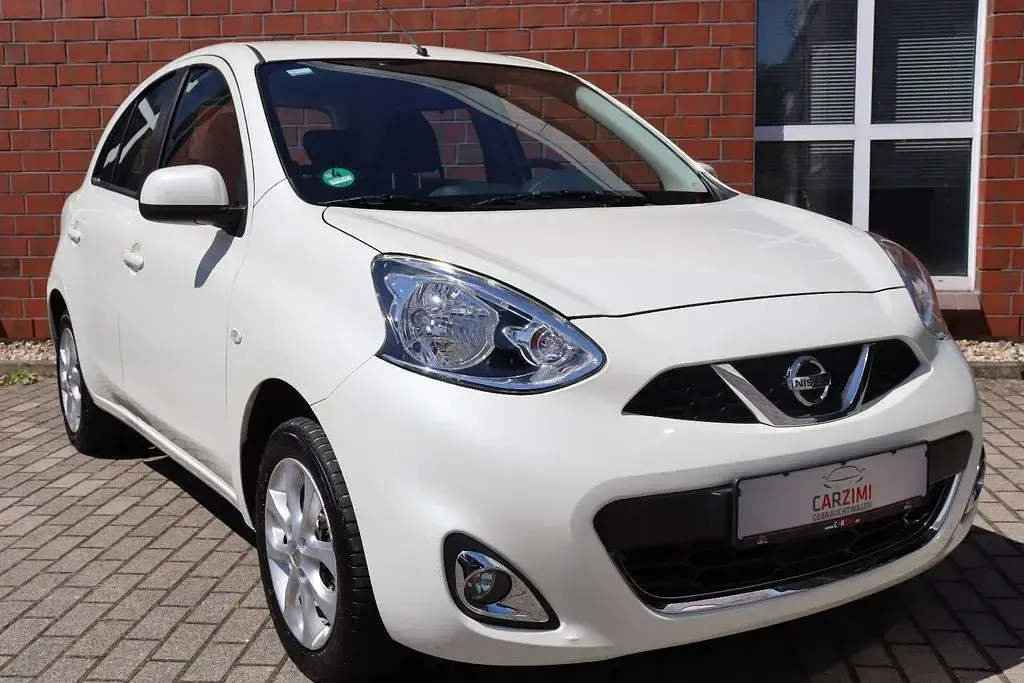 Gebraucht Nissan Micra Acenta 80 PS (58 kW) 2016 Weiß Kleinwagen