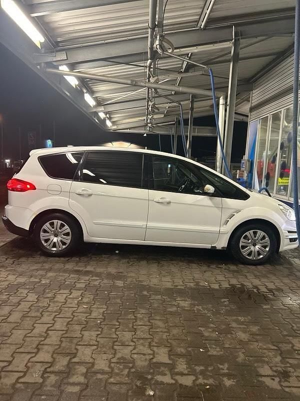 Gebraucht Ford S-MAX S 150 PS (110 kW) 2012 Weiß Van / Kleinbus