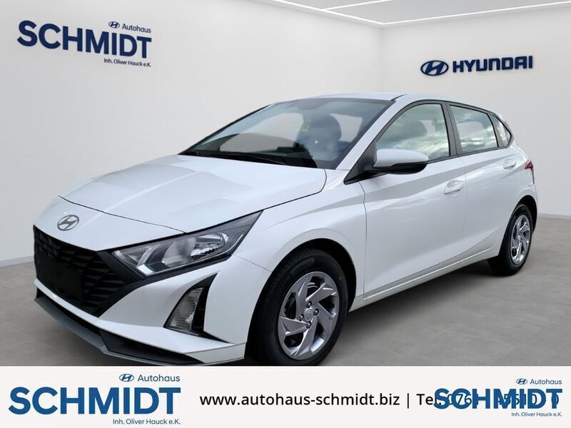 Weiss Neu 2025 Hyundai i20 Select Limousine | 18.490 € (Fairer Preis) - Bild 1/1