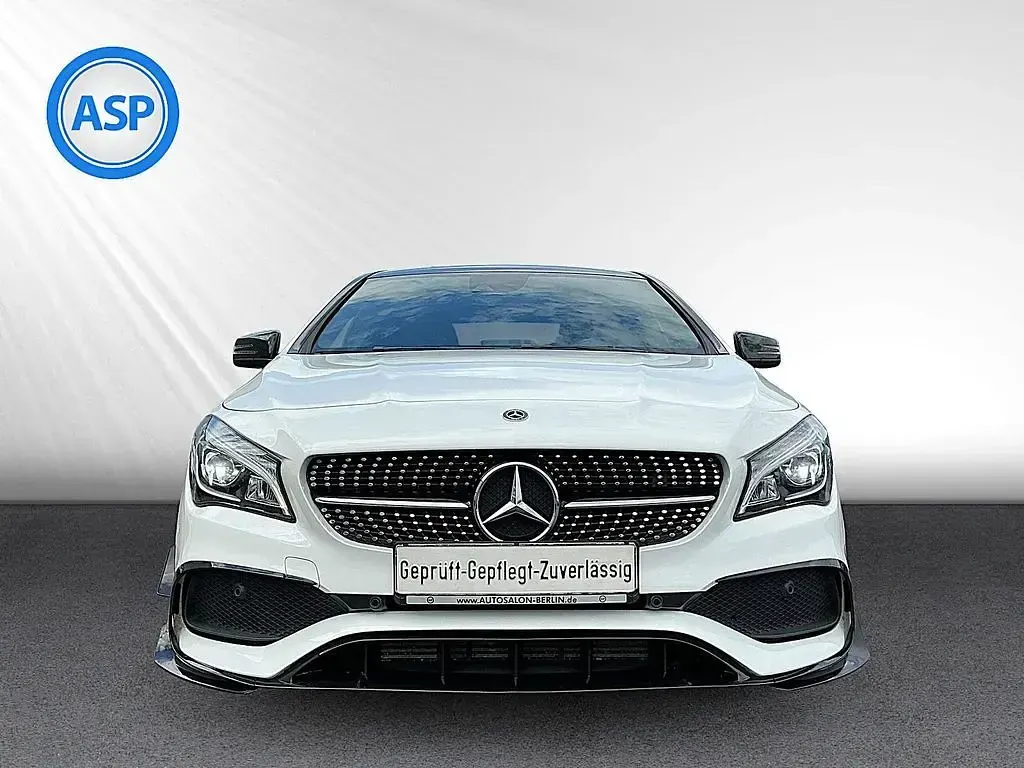 Gebraucht Mercedes CLA250 AMG line 218 PS (160 kW) 2018 Weiß Coupé
