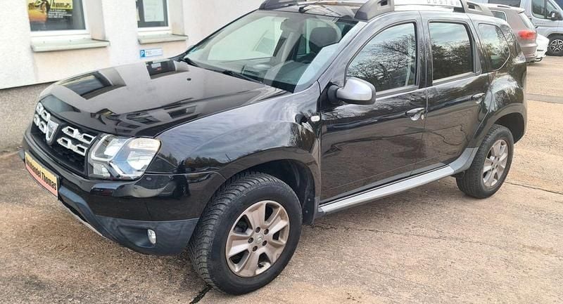 Gebraucht Dacia Duster Prestige 105 PS (77 kW) 2015 Schwarz SUV