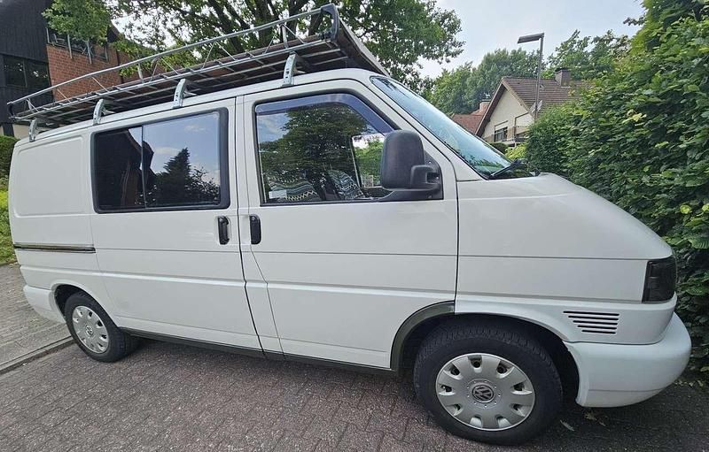 Beige Gebraucht 2002 VW T4 Van | 13.800 € - Bild 1/4