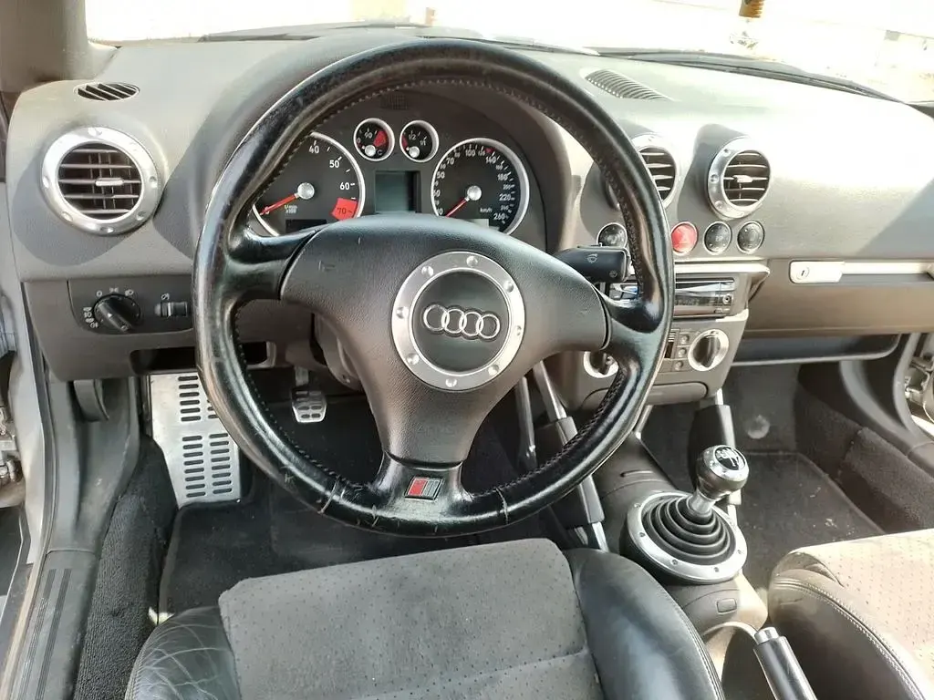 Gebraucht Audi TT Sport 224 PS (164 kW) 2000 Silber Coupé