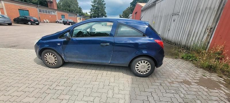 Second-hand Opel Corsa 60 CP (44 kW) 2009 Hatchback