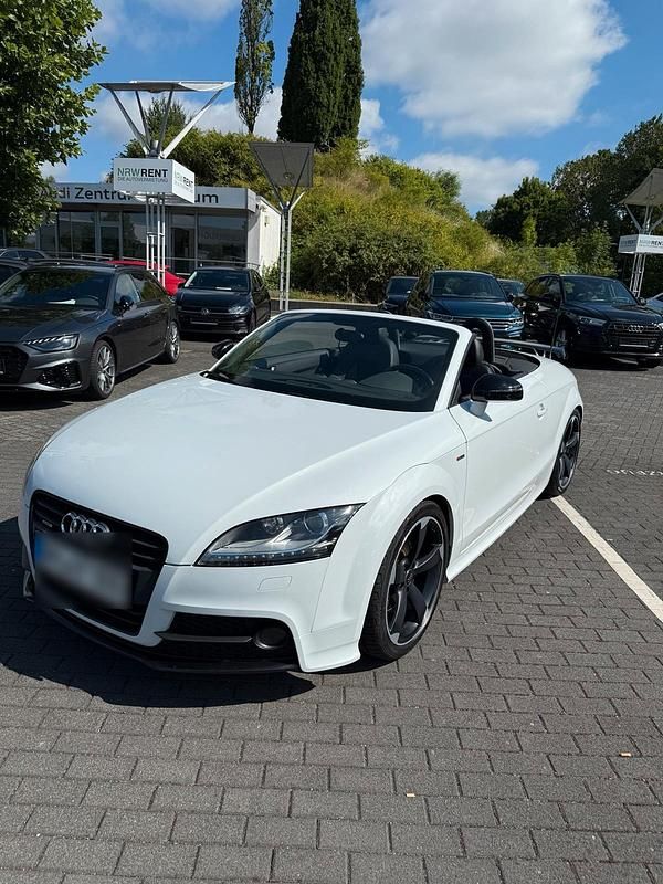 Weiß Gebraucht 2014 Audi TT Roadster Competition Cabrio | 16.300 € (Superpreis) - Bild 1/4