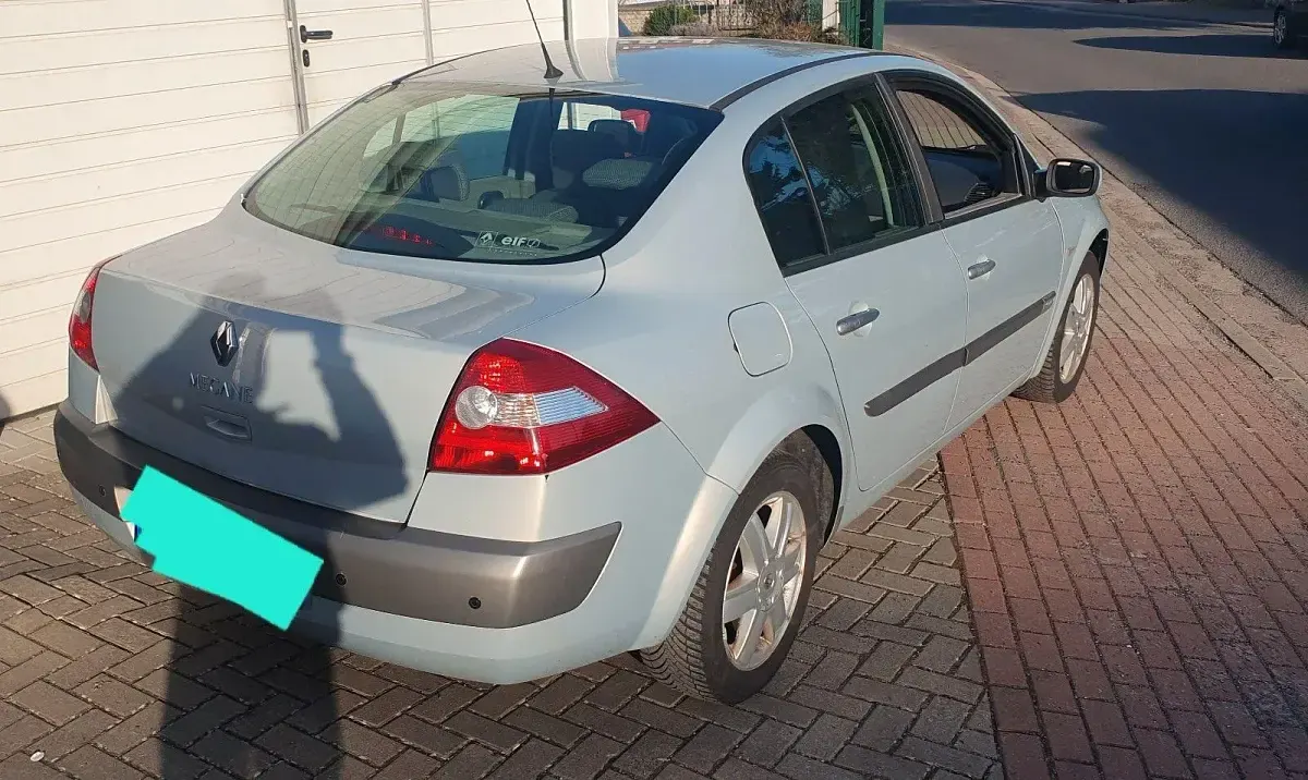 Gebraucht Renault Mégane Expression 135 PS (99 kW) 2004 Grau Limousine