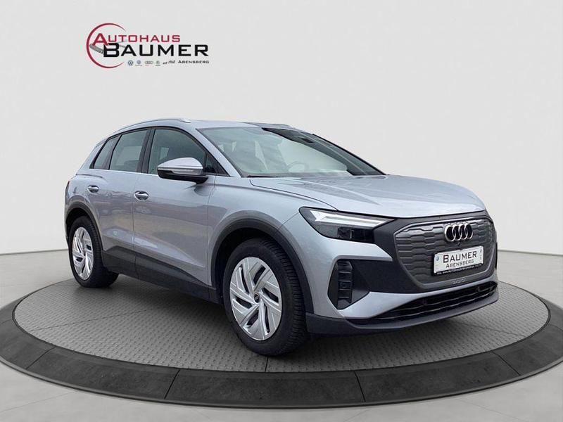 Gebraucht Audi e-tron 150 kW (204 PS) 2023 Florettsilber (metallic) SUV
