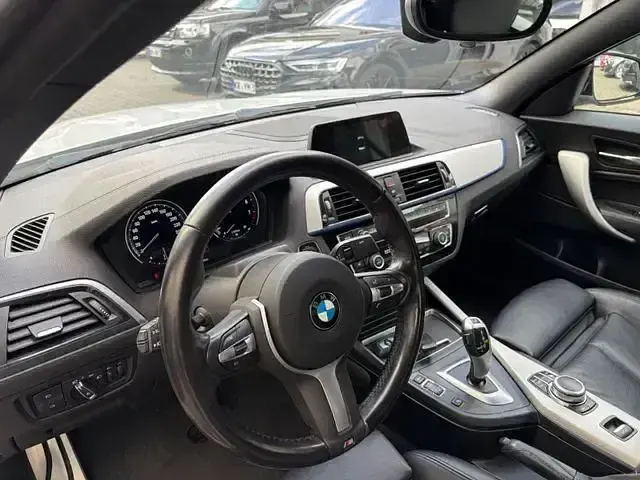 Gebraucht BMW 220 M Sport 184 PS (135 kW) 2018 Weiß Cabrio