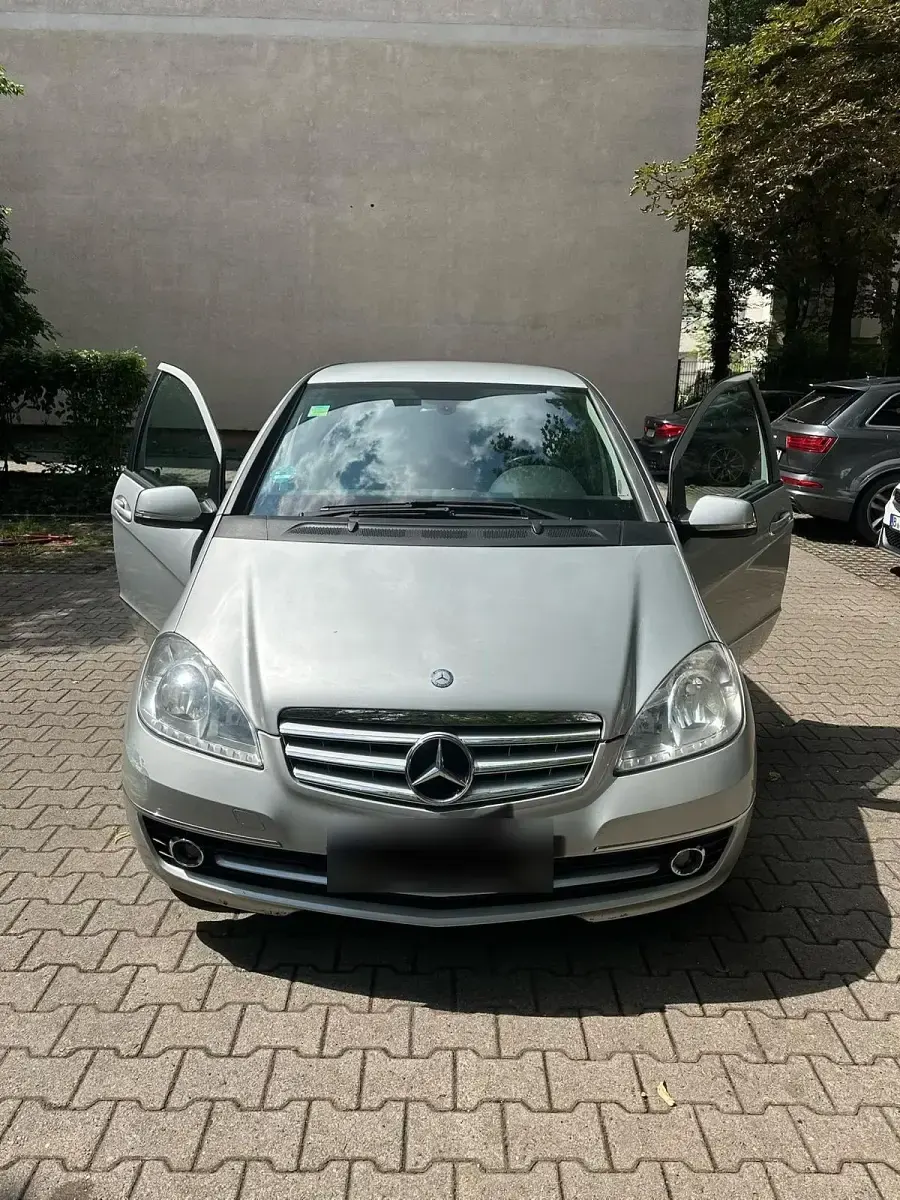 Gebraucht Mercedes A200 140 PS (102 kW) 2009 Silber Kleinwagen