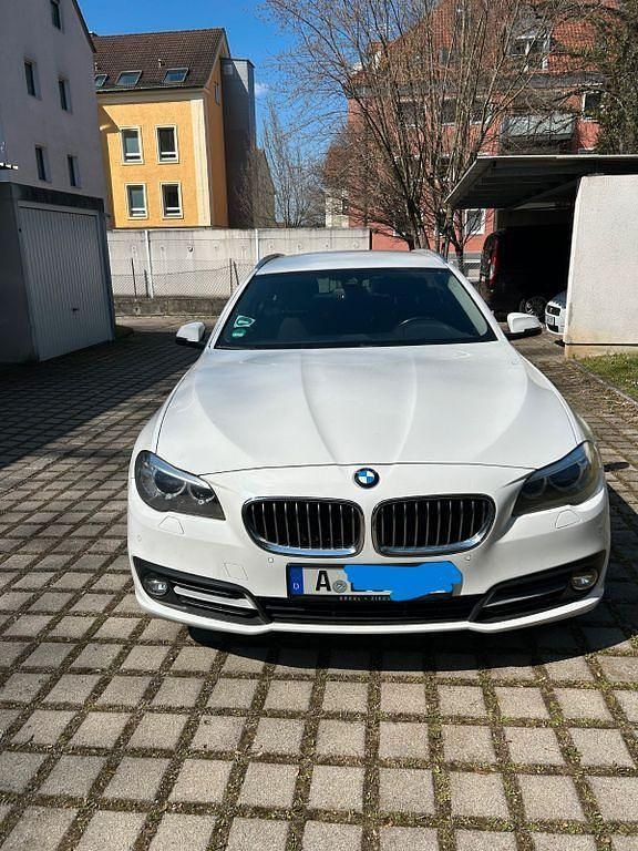 Weiß Gebraucht 2017 BMW 520 Kombi | 14.500 € (Superpreis) - Bild 1/4
