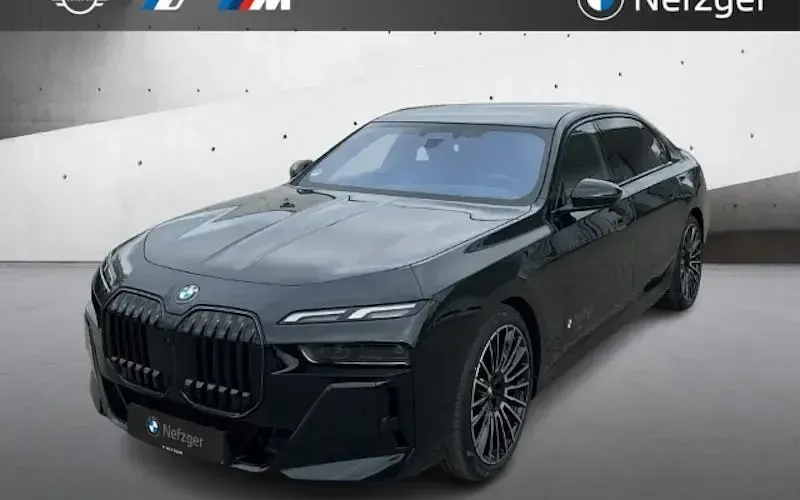 Gebraucht BMW 740 Shadowline 299 PS (219 kW) 2025 Limousine