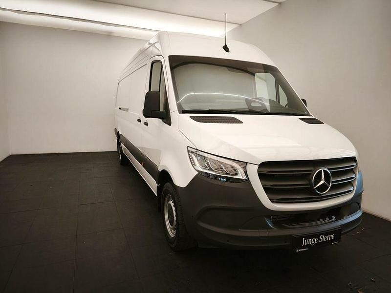 Gebraucht Mercedes Sprinter 170 PS (125 kW) 2026 Arktikweiß Van