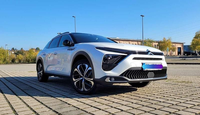 Gebraucht 2022 Citroën C5 X Shine Kombi | 29.330 € (Teuer) - Bild 1/4