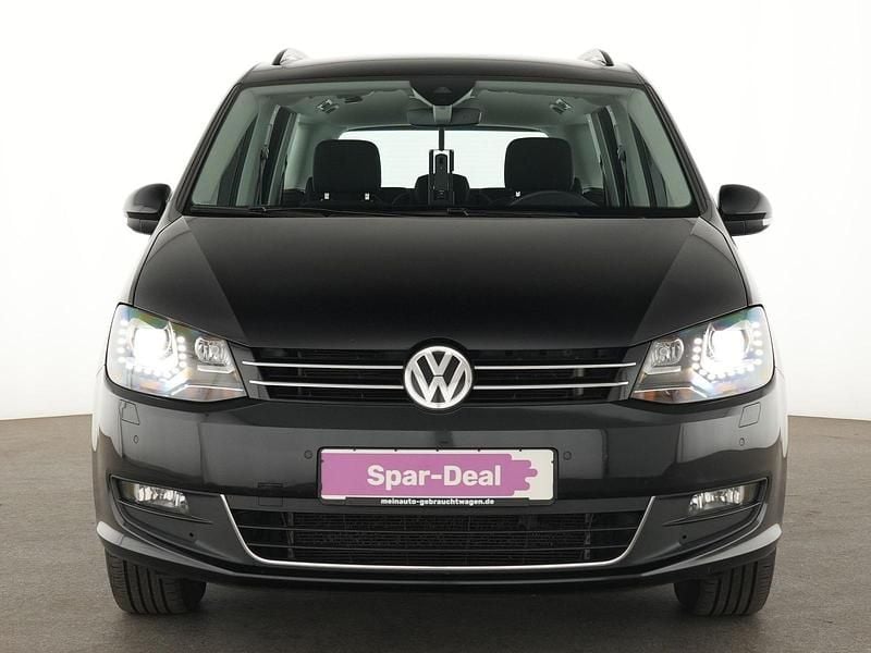 Gebraucht VW Sharan Comfortline 150 PS (110 kW) 2021 Deep black Van / Kleinbus