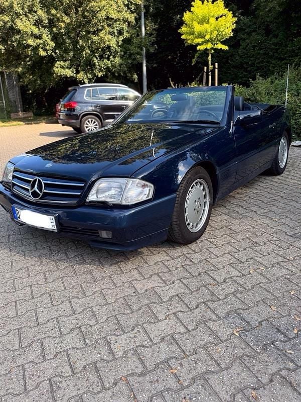 Blau Gebraucht 1991 Mercedes SL300 Cabrio | 15.999 € - Bild 1/4