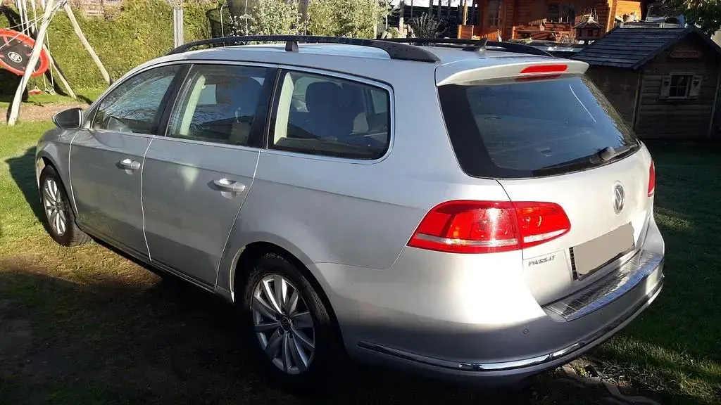 Gebraucht VW Passat Highline 122 PS (89 kW) 2012 Silber Kombi