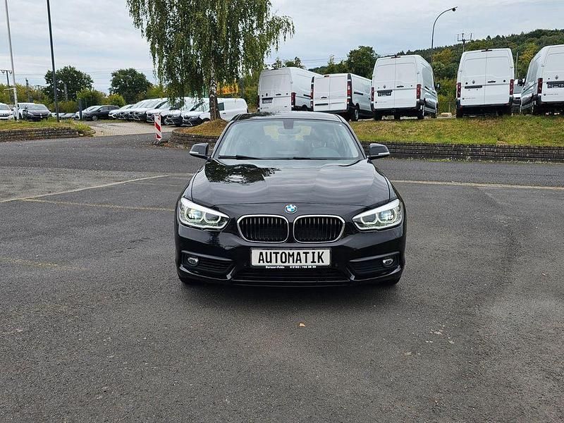 Schwarz Gebraucht 2017 BMW 118 Advantage Kleinwagen | 14.444 € (Fairer Preis) - Bild 1/4