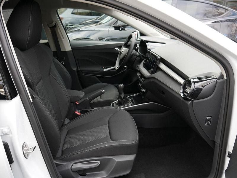 Second-hand Skoda Fabia Drive 95 CP (69 kW) 2025 Alb Hatchback