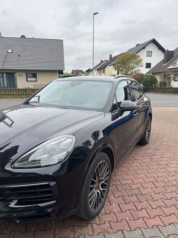 Second-hand Porsche Cayenne 340 CP (250 kW) 2017 Negru SUV