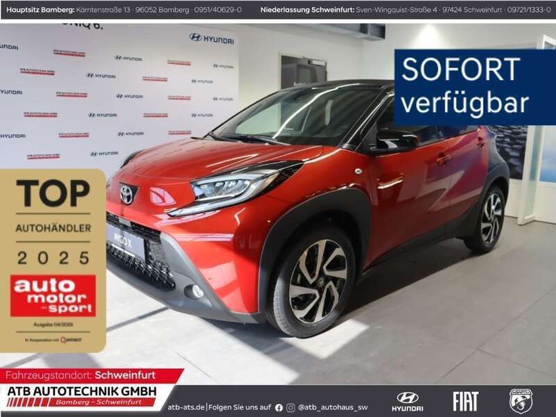 Rot Gebraucht 2024 Toyota Aygo Team Kleinwagen | 19.890 € - Bild 1/3