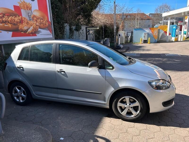 Grau Gebraucht 2011 VW Golf Plus Cross Van / Kleinbus | 3.800 € (Guter Preis) - Bild 1/4