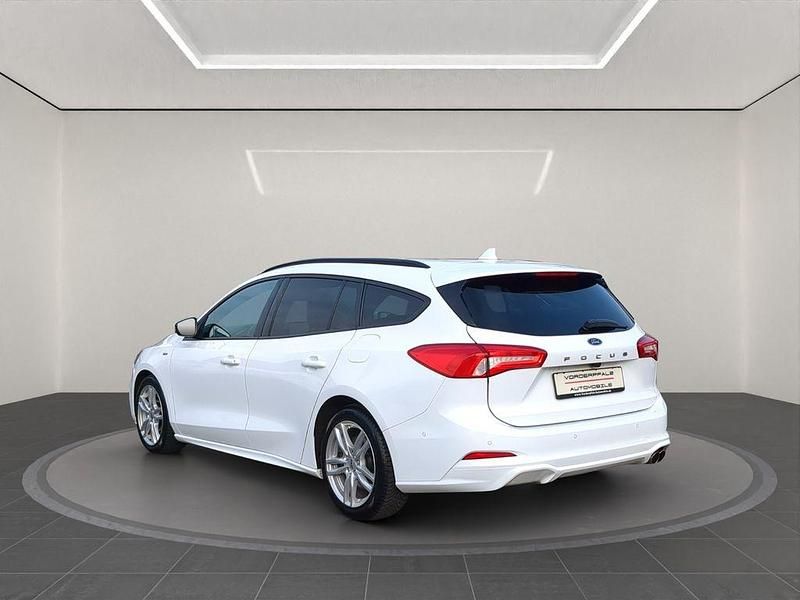Usata Ford Focus ST-Line 150 CV (110 kW) 2020 Bianco Berlina