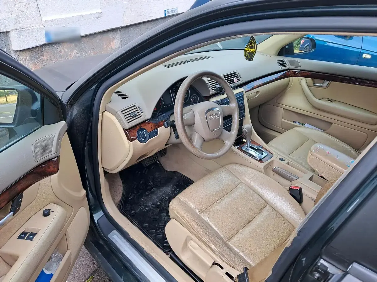 Gebraucht Audi A4 140 PS (102 kW) 2006 Schwarz Kombi