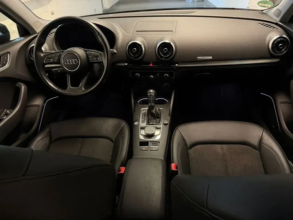 Gebraucht Audi A3 S-Line 150 PS (110 kW) 2019 Mythosschwarz Limousine