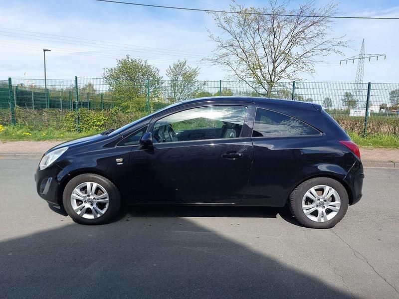 Gebraucht Opel Corsa Selection 69 PS (50 kW) 2011 Schwarz Kleinwagen