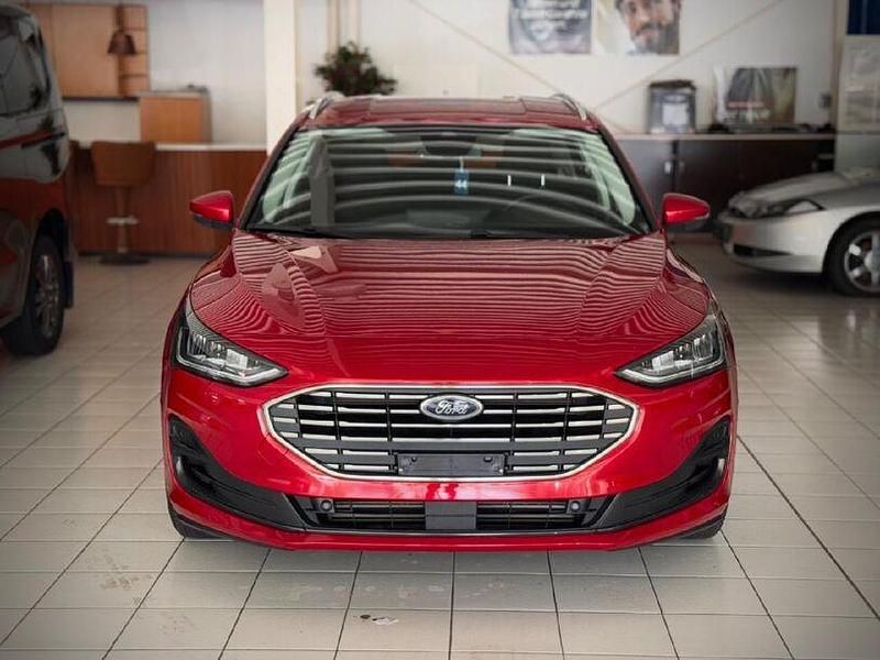 Gebraucht Ford Focus Titanium 125 PS (91 kW) 2024 Andere Limousine