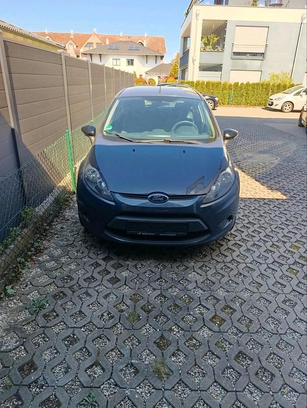 Gebraucht Ford Fiesta 95 PS (69 kW) 2012 Kleinwagen