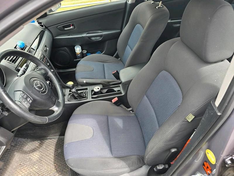 Gebraucht Mazda 3 105 PS (77 kW) 2003 Blau Kleinwagen