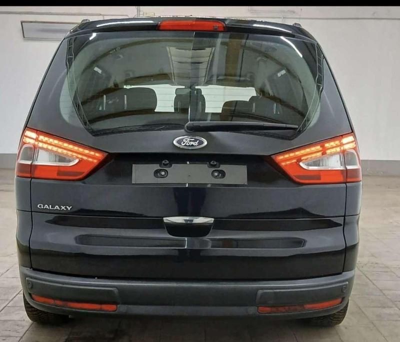 Gebraucht Ford Galaxy Titanium 140 PS (102 kW) 2012 Pantherschwarz metallic Van / Kleinbus