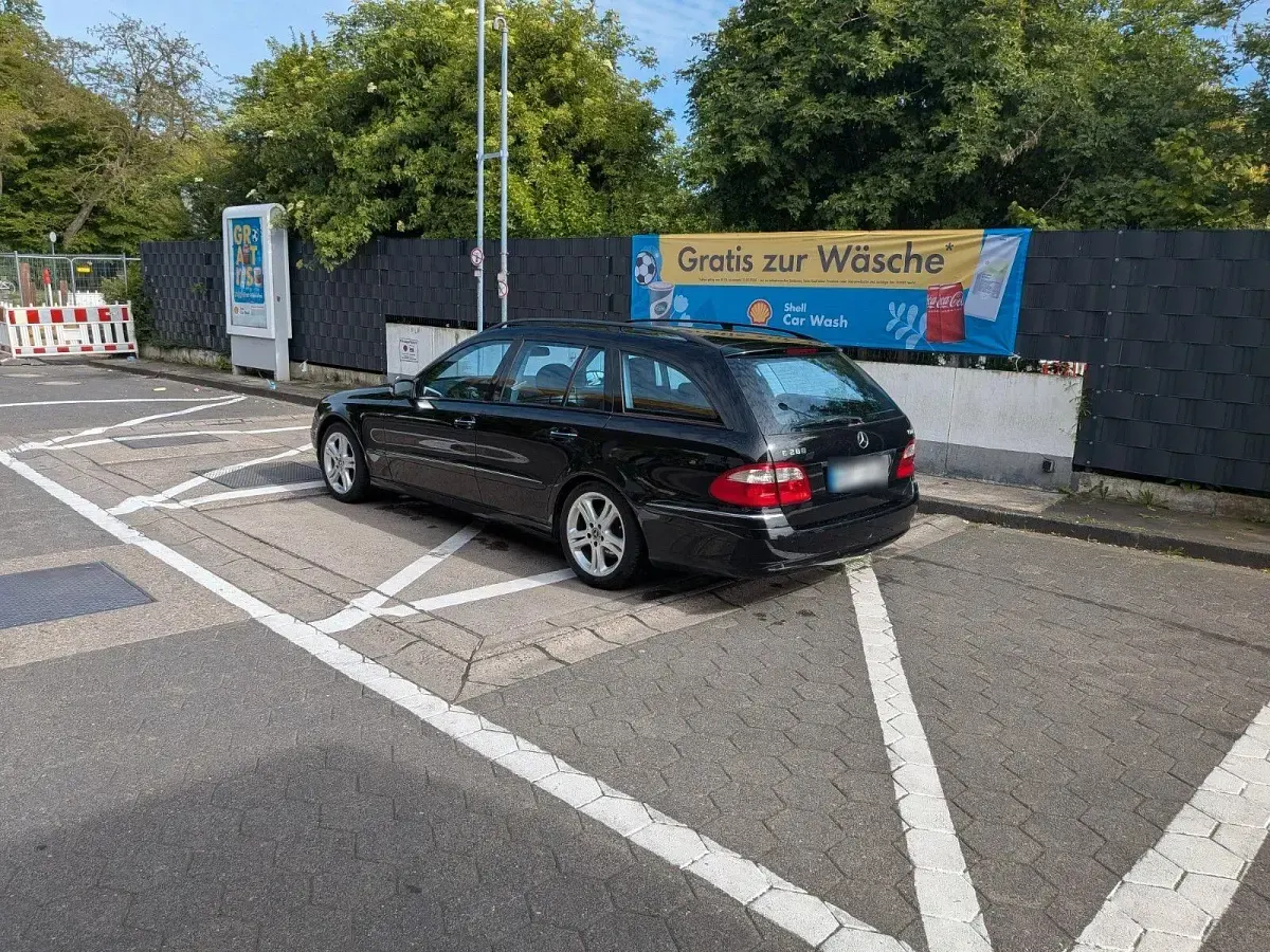 Gebraucht Mercedes E280 Avantgarde 190 PS (139 kW) 2009 Schwarz Kombi
