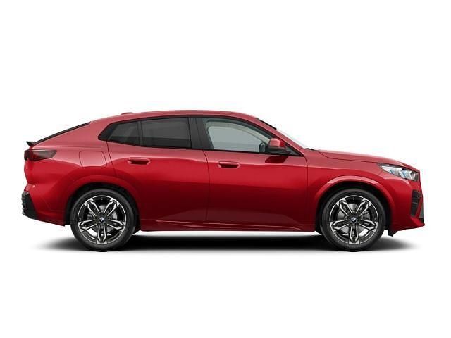 Gebraucht BMW X2 Performance 156 PS (114 kW) 2025 Rot SUV