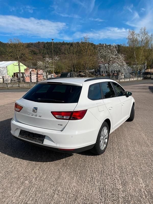 Usata Seat Leon 105 CV (77 kW) 2015 Bianco Station wagon