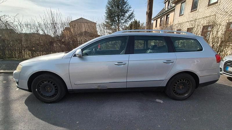 Gebraucht VW Passat Highline 170 PS (125 kW) 2006 Silber Kombi